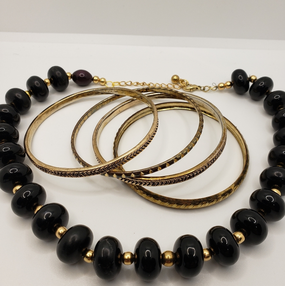 Vintage Bundle, 5 Items - image 5